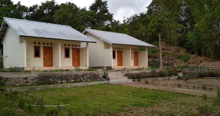 Exterior Sasak Mentagi Homestay