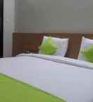 BEDROOM Shinta Guest House