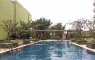 Swimming Pool 4 Cozy Room at Solo Paragon Apartement (RY)
