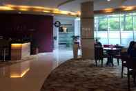 Lobby Cozy Room at Solo Paragon Apartement (RY)