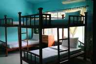 Kamar Tidur The Corner Transit Hostel