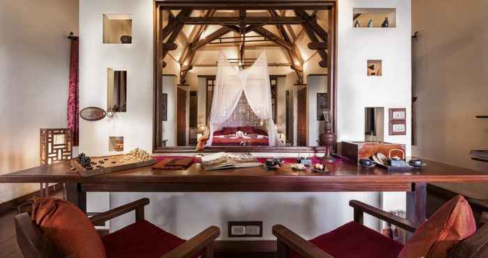 Bedroom AMATAO Tropical Residence