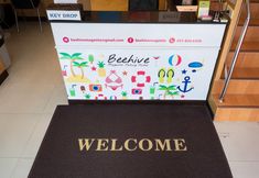 로비 2 Beehive Magenta Patong Hostel