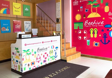 로비 Beehive Magenta Patong Hostel