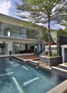 SWIMMING_POOL Villa Kayu Jati 1 Seminyak by Lovel