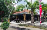 Restoran 4 Sea Breeze Bungalow Lovina