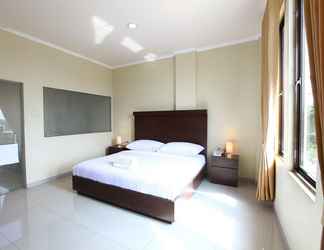 Kamar Tidur 2 Joe Hotel