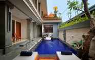 Swimming Pool 3 Singgah Hotel Seminyak