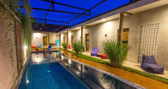 Swimming Pool Surfer Garden Bali