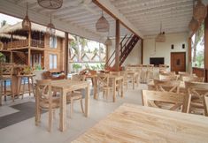 Bar, Cafe and Lounge 5 Sadev Resort