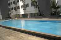 Kolam Renang Jarrdin Apartment Cihampelas by Nindy