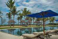 Swimming Pool Komaneka at Keramas Beach