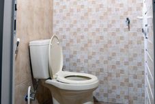 In-room Bathroom Denofe House