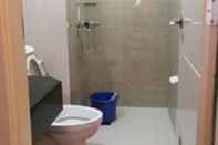 Toilet Kamar Favila Condotel - 101 Newport Boulevard