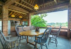 Phòng ngủ 4 Harum Manis Cottages