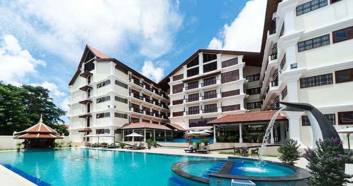 Exterior Regency Angkor Hotel