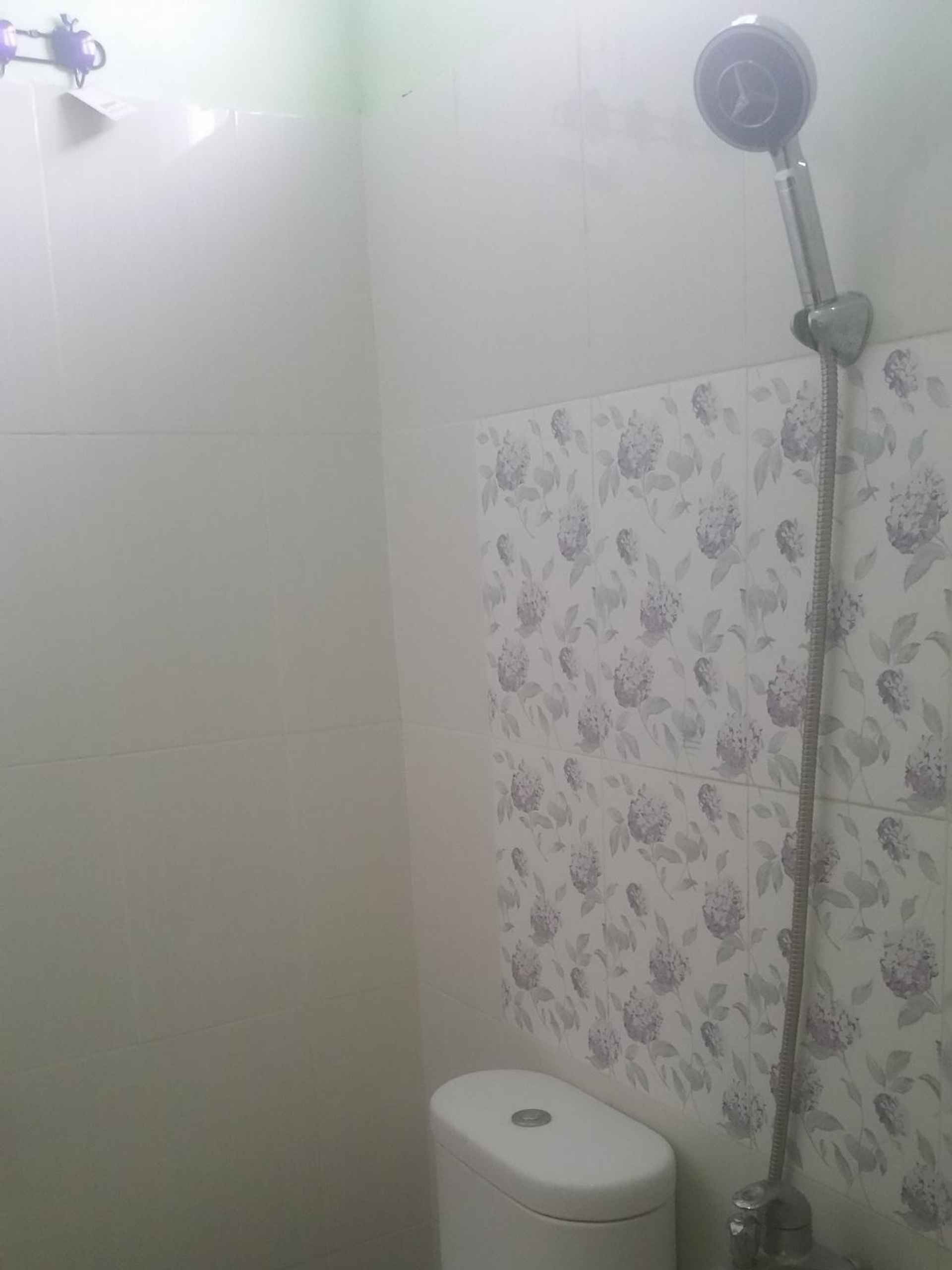 In-room Bathroom Jaya Wonosari