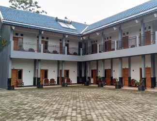 Exterior 2 Jaya Wonosari