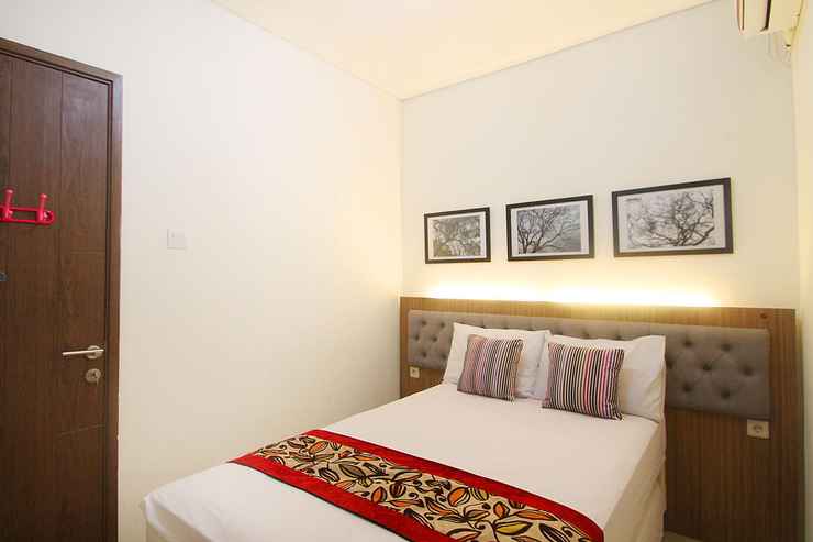 BEDROOM Northland Ancol Residence Apartment by Aparian