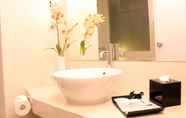 In-room Bathroom 3 The Himana Malang (Malang City Point)