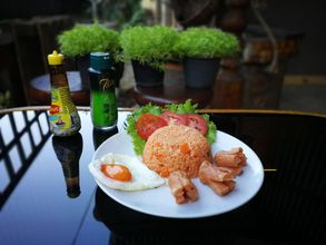 Nhà hàng 4 Kanoon Hostel