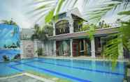 Kolam Renang 6 Chau Long Hotel 