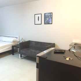 D.C.Holiday 호텔 1, บจก. ลาภนิรันดร์ แมนชั่น 호텔