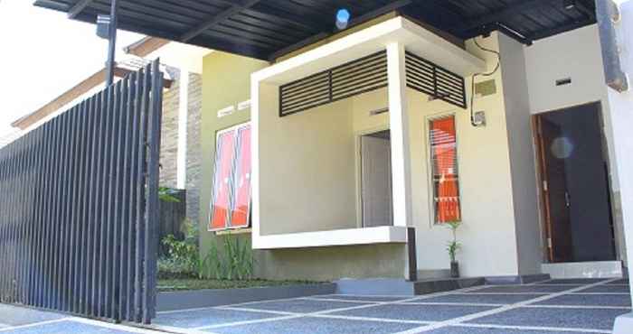 Exterior Graha Rent House