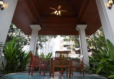 外観 2 Empire Sawatdi Suites