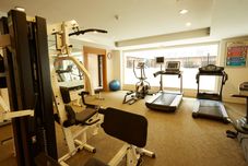 フィットネスセンター Empire Sawatdi Suites