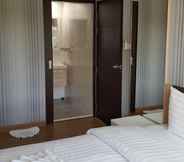 In-room Bathroom 6 Cozy 2 bed / 2 bath Condo in Ao Nang