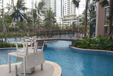 수영장 Asdira Apartement Superior 1BR @ Mansion Kemayoran