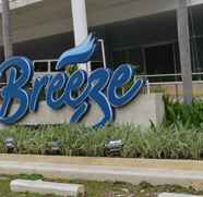 Lobi 5 Jovic's Condo at Breeze Residences