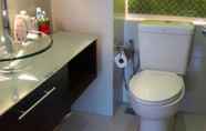 In-room Bathroom 6 Grande Caribbean Condo A219 & A220