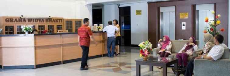 Lobby Graha Widya Bhakti at STIESIA Surabaya