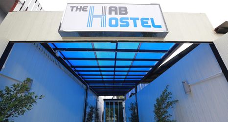 外観 2 The Hab Hostel