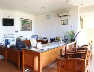 Lobi 2 678 Hotel Cawang