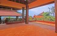 Pusat Kebugaran 5 Udara Beach Resort Yoga & Spa