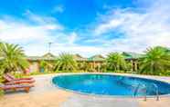 Swimming Pool 4 Huan Soontaree Resort