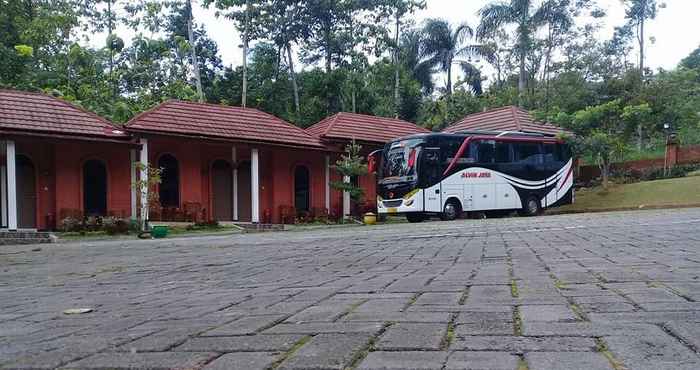 Lobby Gunung Bale Resort