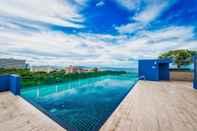 Swimming Pool Acqua Jomtien Beach