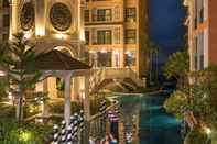 สระว่ายน้ำ Venetian Signature Condo Resort Pattaya by Ecolink