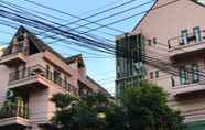 Bangunan 7 Tuscany Avenue