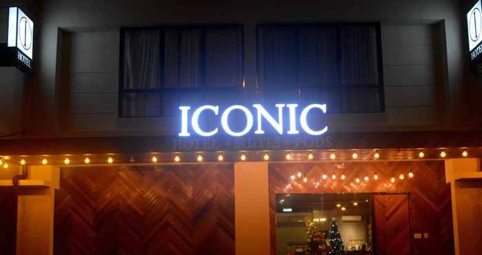 ภายนอกอาคาร Iconic Suites & Pods Hotel