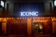 ภายนอกอาคาร Iconic Suites & Pods Hotel