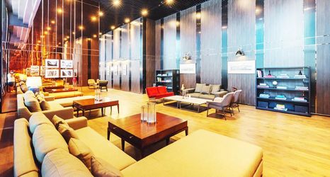 로비 2 Grand Central Bangkok By Favstay