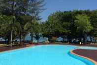 Swimming Pool Payam Cottage Resort