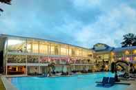 Swimming Pool Club Samal Resort