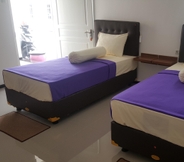 Kamar Tidur 6 Sultan Guest House & Resto