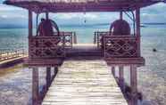 ภายนอกอาคาร 2 Talikud Island Mangrove Beach Resort